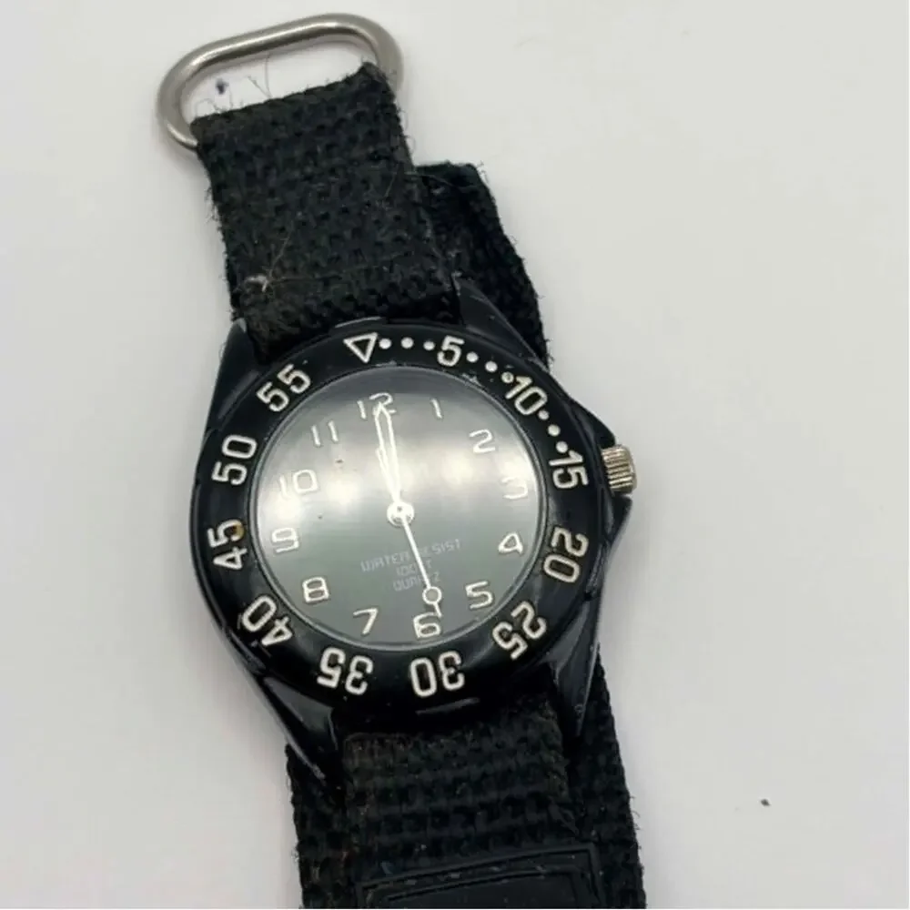 Black Retro Watch